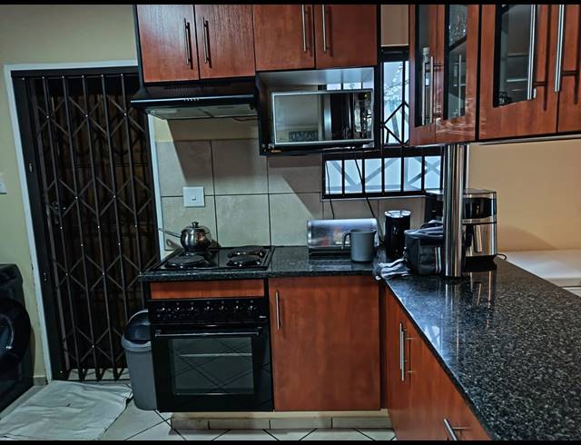 3 BEDROOM HOUSE FOR SALE IN MAGALIESBERG COUNTRY ESTATE